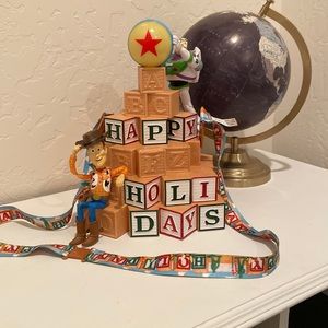 Disneyland 2021 Holiday season popcorn souvenir cup